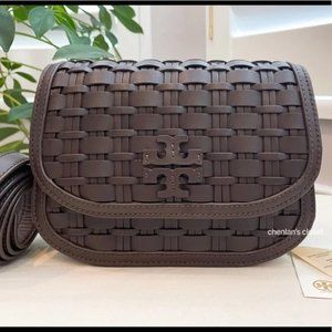 ✨🎀NeW! Tory Burch Britten Woven Small Saddle Bag